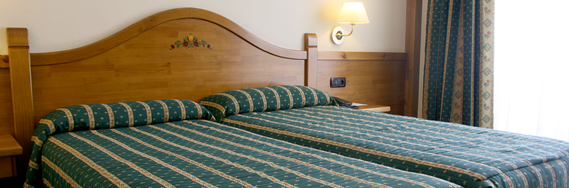 habitació doble amb vistes hotel Soldeu